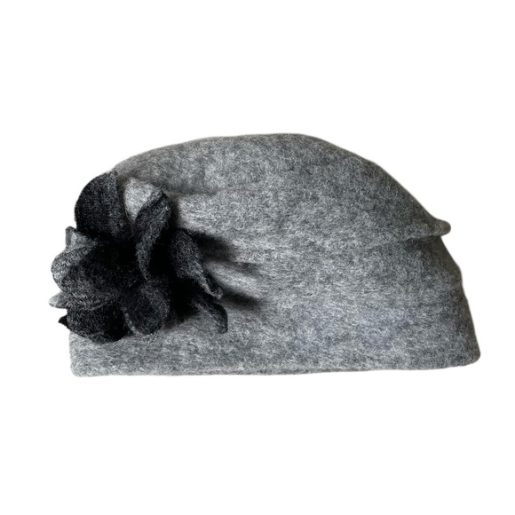 LAFENICE Venice Italy Women’s Wool Hat Flower Detail Gray main image 9